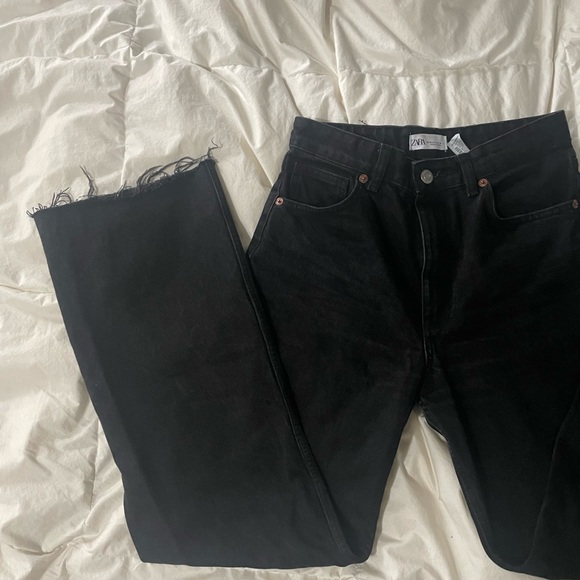 Zara Wide Leg Jeans with fray bottom Black US 8 - Picture 7 of 13
